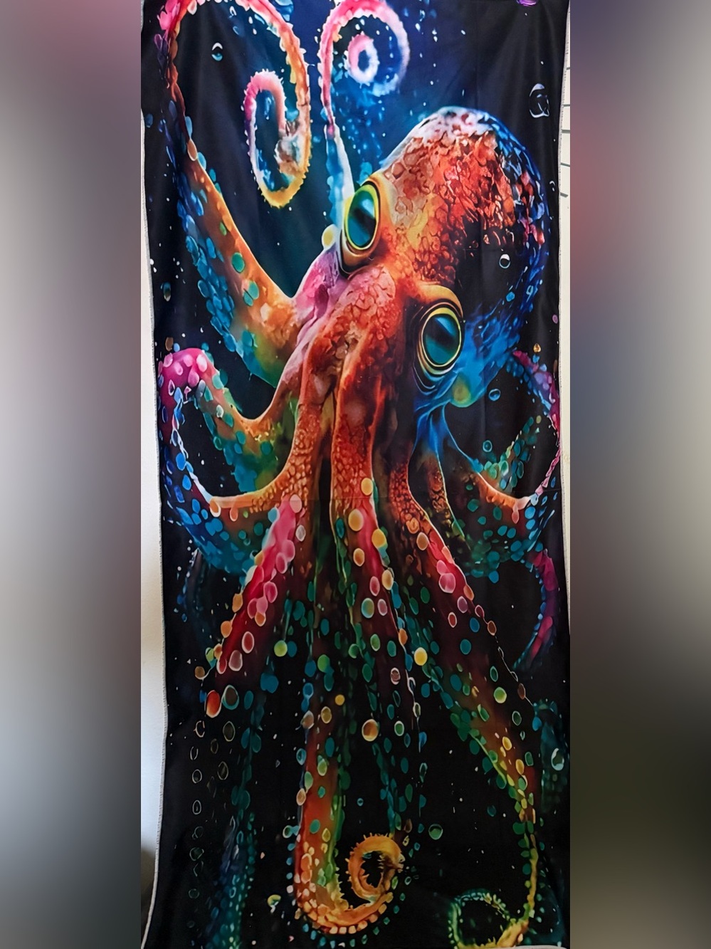 Vibrant Octopus beach towel - Multicolor Sea Life NWOT